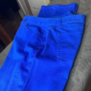 Chaps EST 1978. Size 6. Blue